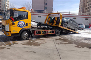 哈巴河救援拖车费用怎么算